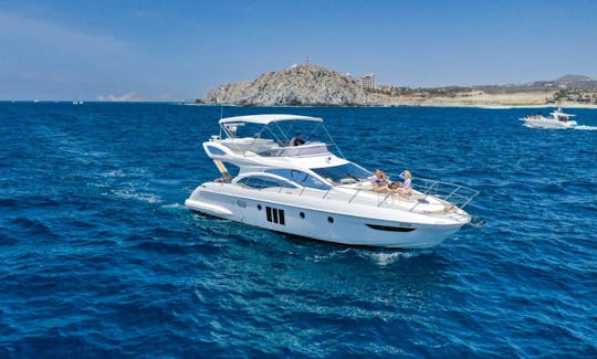 Location de yacht à moteur Azimut de 48 pieds à Cabo San Lucas, Baja California Sur