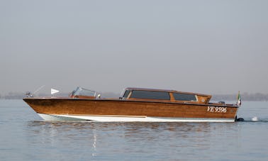 Serenella deluxe wooden boat