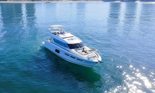 Iate a motor de luxo Sport Line Prestige 620s | Puerto Vallarta (inclui comida)