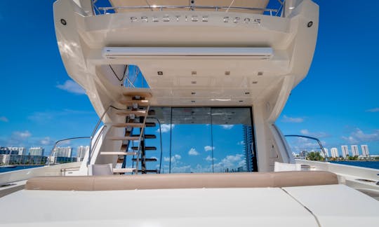 Iate a motor de luxo Sport Line Prestige 620s | Puerto Vallarta (inclui comida)