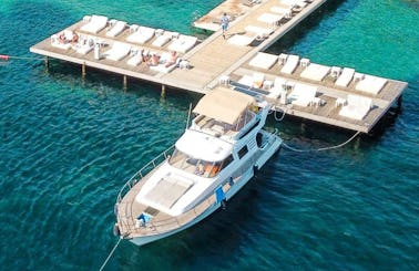 (2010) Gurmeyat Motor Yacht Rental in Muğla, Turkey