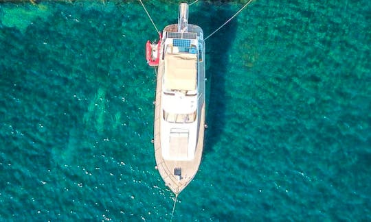 Gurmeyat with Jacuzzi Motor Yacht Rental in Muğla, Turkey