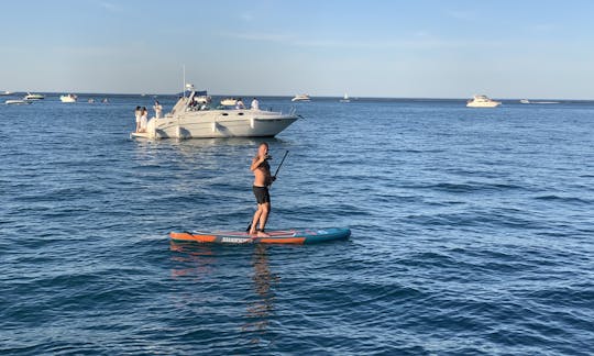 Stand Up Paddle board 12.6 “ 32 “ wide Rental in Chicago, Illinois