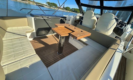 2015 Absolute 40 STL Motor Yacht for Rent in Florida Keys