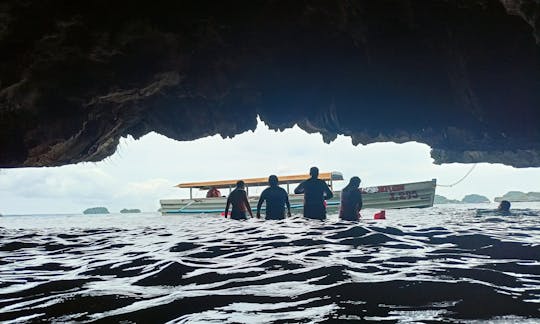 Hundred Islands Boat Tour in Pangasinan, Philippines