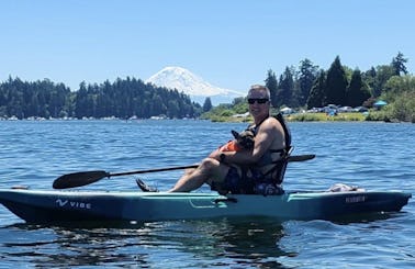 12ft Fishing Kayak for Rent in Seattle, Washington