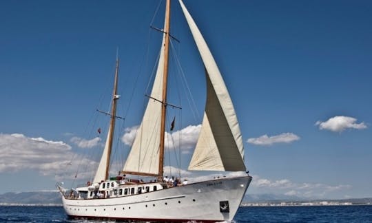 35 meters ''Southern Cross'' Classic Sailboat  in Barcelona