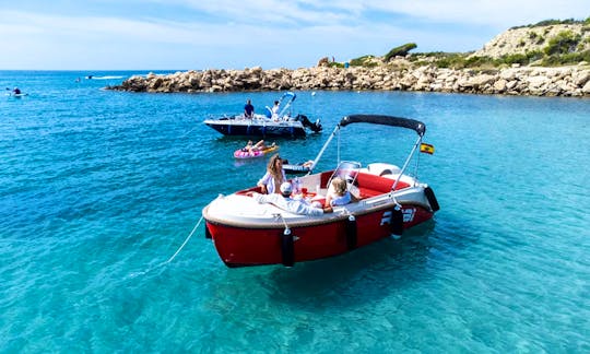 Mareti Open Deck Boat Rental in Alicante, Spain