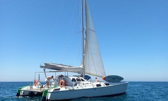 Fountaine Louisiane Cruising Catamaran Rental in Ferragudo, Faro