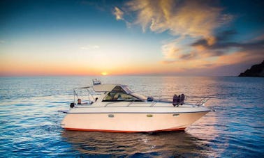 Croisière à Santorin avec plats et boissons au barbecue