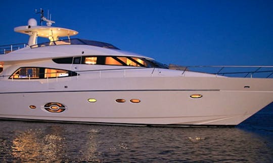 90' Luxury Yacht Cruise California