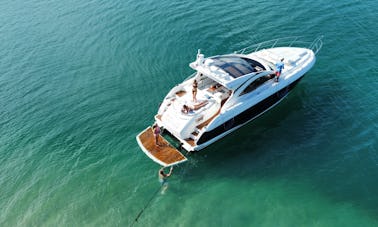 53' Sunseeker Protofino Luxury Yacht Rental in Hallandale Beach, Florida