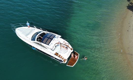 53' Sunseeker Protofino Luxury Yacht Rental in Hallandale Beach, Florida