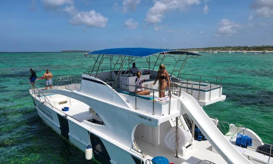 Enjoy Private Boat for groups Pick Up From COCOTAL