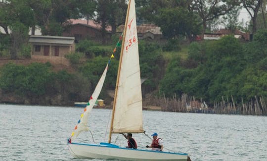 Rent a Wayfarer Sailing Dinghy in Mombasa, Kenya