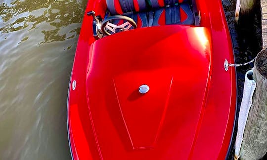 Rent up to 4 Mini Power Boats and explore the Intracoastal Waterway with your friends and family