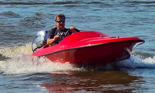 Rent up to 4 Mini Power Boats and explore the Intracoastal Waterway with your friends and family