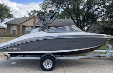 2021 Yamaha 195S Jet Boat On Lake Conroe, Texas