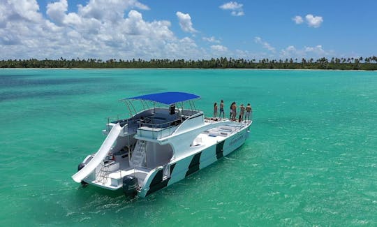 Bateau de fête privé 🎉 Les meilleurs prix 2021-2022 🎉 La crique de Puerto Plata Ambar