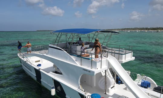 Bateau de fête privé 🎉 Les meilleurs prix 2021-2022 🎉 La crique de Puerto Plata Ambar