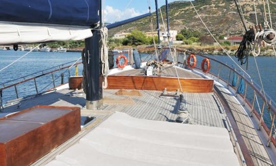 luxury small ship Gulet Charter Elianora in Capri, Amalfi Napoli, Italy 