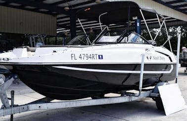 2019 19ft Bayliner Deck Boat Rental in St. Cloud, Florida