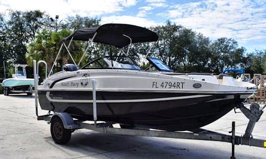 2019 19ft Bayliner Deck Boat Rental in St. Cloud, Florida
