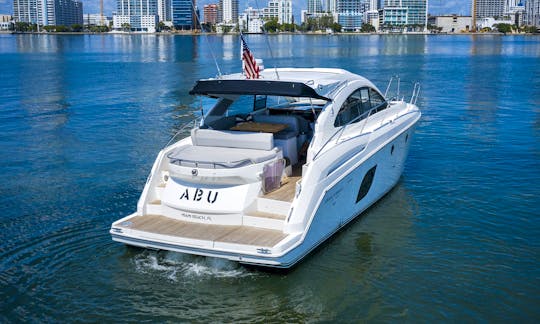 Beneteau 44 Motor Yacht Rental in Miami Beach, Florida