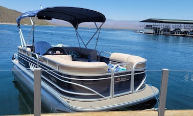 22ft Party Barge fun for the whole family at Lake pleasant