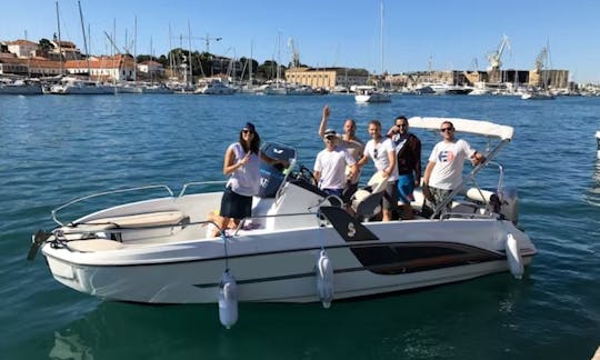 Beneteau Flyer 6.6. Spacedeck boat for rent in Split, Croatia