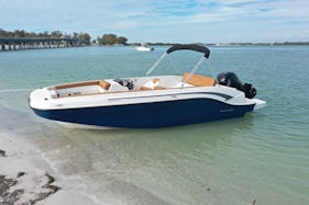 20ft. '22 Bayliner boat rental in Siesta Key, Lido Key and surrounding areas
