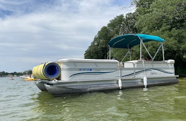 Sylvan Pontoon Boat for Rent in Burlington