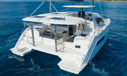 40' Leopard Luxury Catamaran All-Inclusive Charter in Tulum.