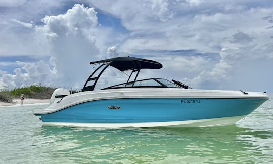 2023 Sea Ray 230 with a 200hp Mercury