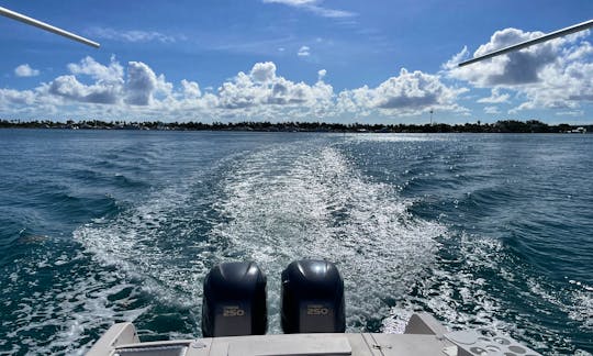 Spacious Grady White 282 Sailfish Powerboat for rent in Hallandale Beach