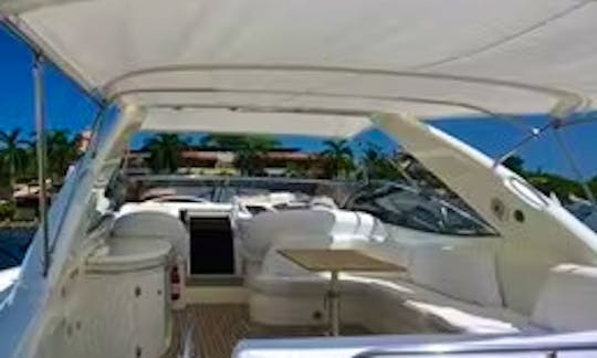 Sunseeker Luxury Yachting in Ixtapa Zihuatanejo, Guerrero