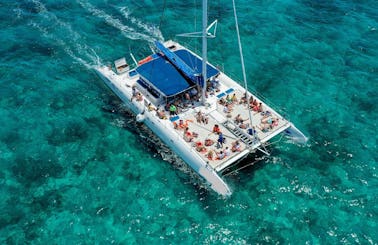 Best 75ft Catamaran in Cancun and Isla Mujeres! Holds 100 people