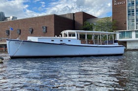 25 Passenger Motor Yacht Rental in Quincy, Massachusetts