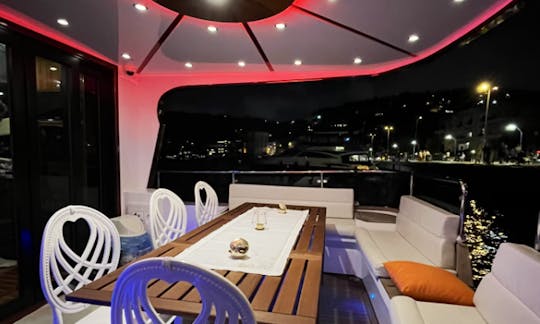 Luxurious Motor Yacht Rental in İstanbul, Turkey