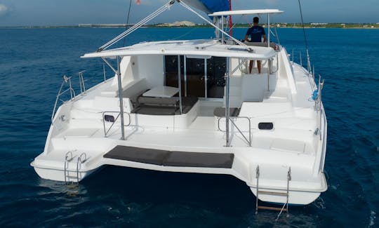 44' Leopard Catamaran All-Inclusive Charter in Tulum Beach.