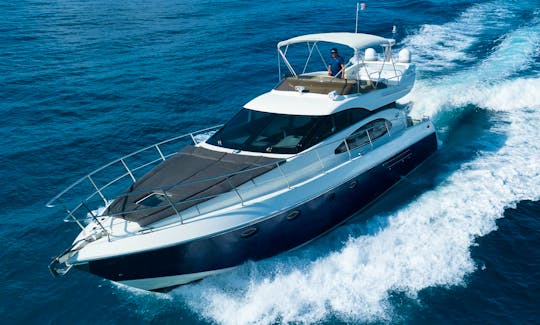 50' Azimut All-Inclusive Yacht Charter in Tulum.
