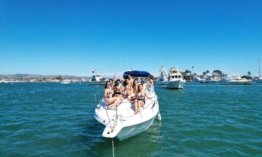 29ft Bayliner Sierra Motor Yacht in Huntington Beach