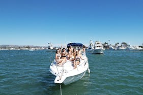 29ft Bayliner Sierra Motor Yacht in Huntington Beach