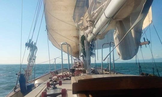 Sailing a Westsail 32 Cutter Rigged Sloop out of Vancouver BC