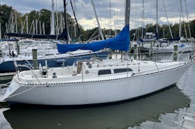 34ft Sailing Yacht in Annapolis, Maryland