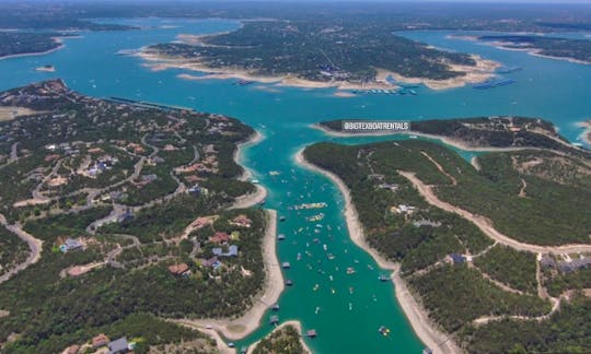 View of Lake Travis from above Devils cove