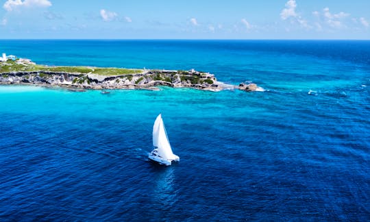 42' Lagoon 2018 Luxury Catamaran - Shark Tower Cancun - Isla Mujeres