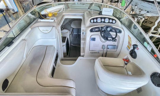 30ft Sea Ray Motor Yacht Charter in Miami, Florida