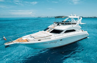 Amazing 51ft Flybridge Sea Ray with floaties and non motorized water sports!