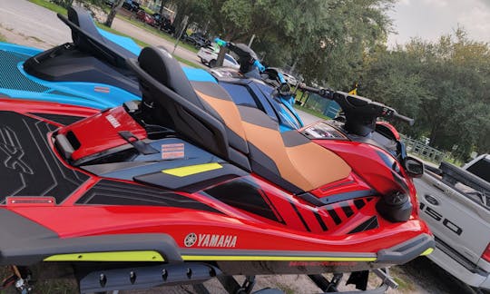 2 horas gratis con 8 horas de alquiler de Fast New Yamaha Supercharged Cruiser en Lakeland, Florida